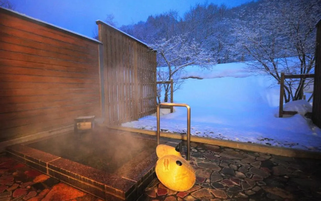 Izumigo Takayama Dog Paradise Hotel