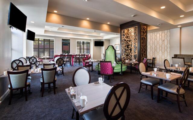 Holiday Inn Savannah Historic District by IHG