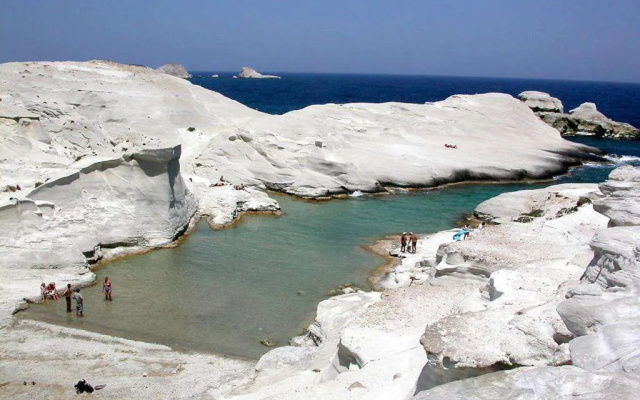Sarakiniko View Studios