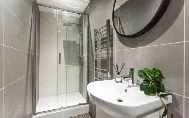 OnPoint Modern & Fresh Studio Apt