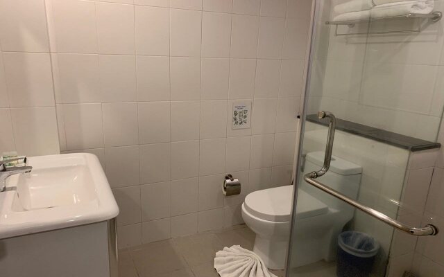 SunSeaSand Hotel (Patong) (SHA Certified)