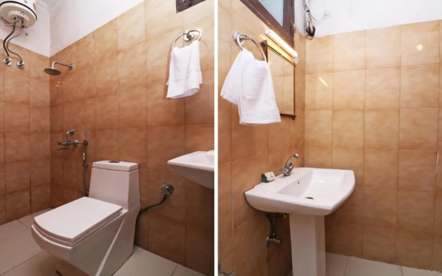 OYO 6706 Hotel New Sunder Residency