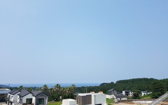 Bombom Guesthouse