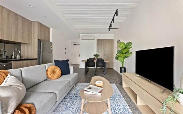 Cinema Suites Apartments by Urban Rest