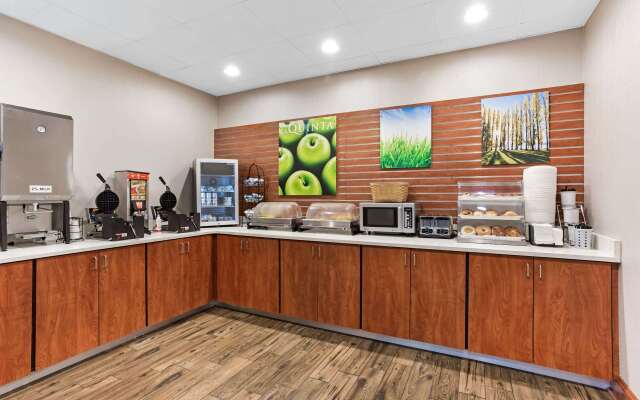 La Quinta Inn & Suites by Wyndham Boone University