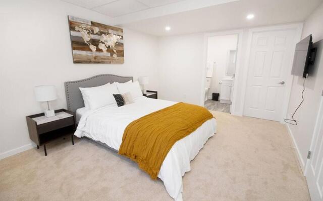 Modern and Comfortable Townhouse in South Winnipeg