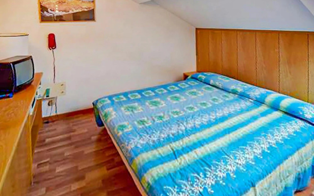 Stunning Apartment in Vason With 1 Bedrooms
