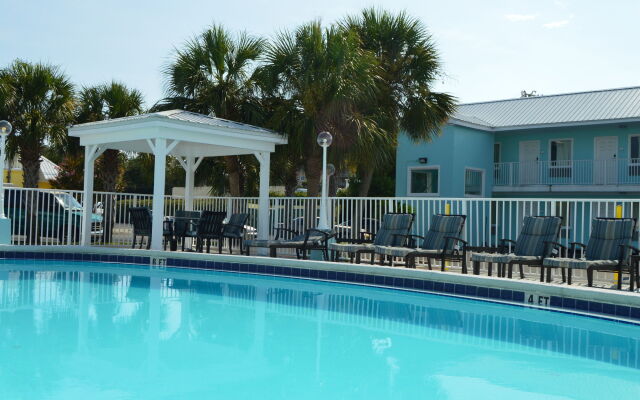 Destin Inn and Suites