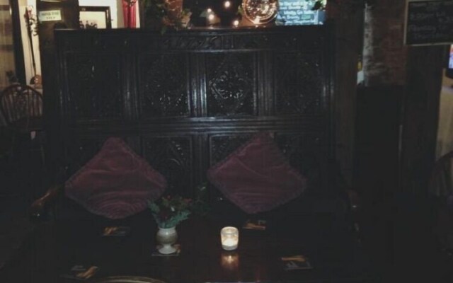 Halfway House Inn