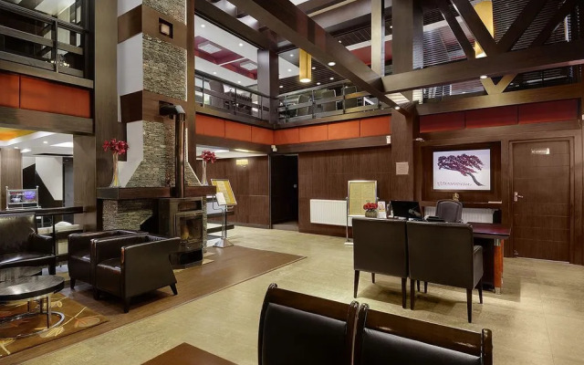 Quality Inn River Country Resort