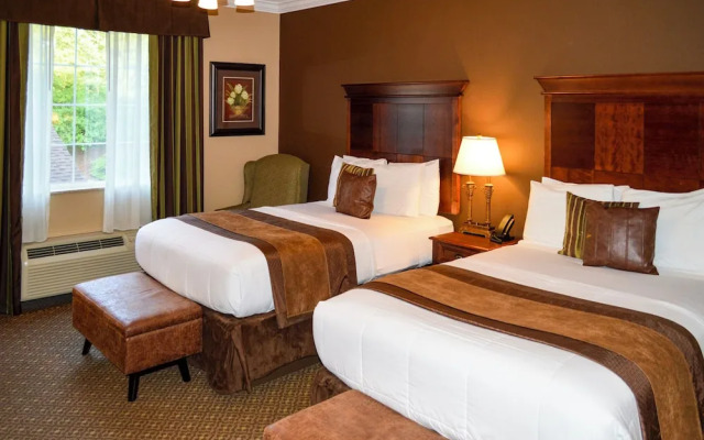 The Lodge at Flat Rock