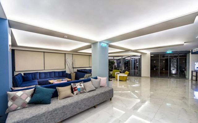 Pollis Hotel