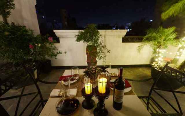 Hanoi Calido Hotel