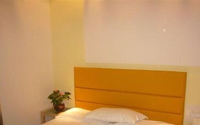 Yinzuo Jiayi Hotel - Qingdao