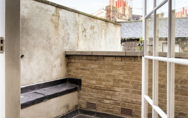 3 BDR Maison South Ken by The Residences