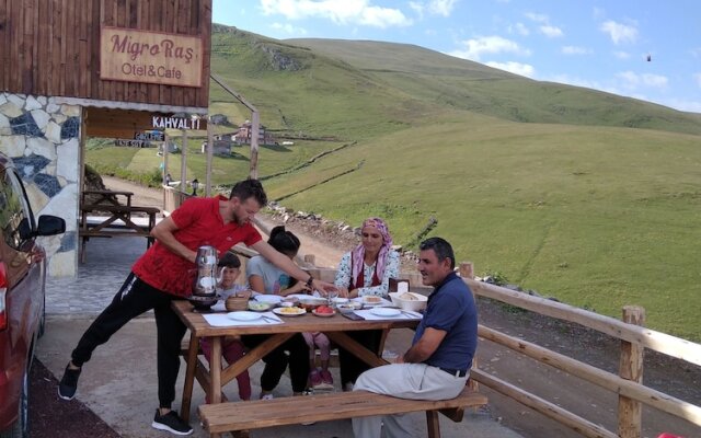 Migroras Otel & Restaurant - Karestel Yaylasi