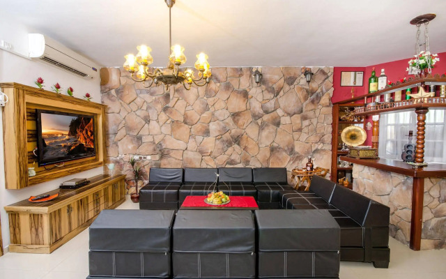 The Pearl of the Golan - Pnina BaGolan