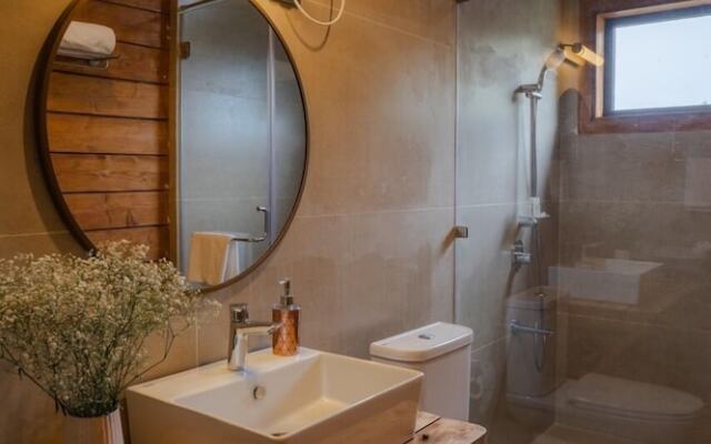 Avalon Cottages Kanatal