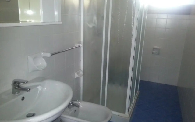 Apartment With Shared Pool for 5 Guests