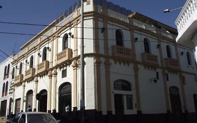 Los Balcones de Bolognesi