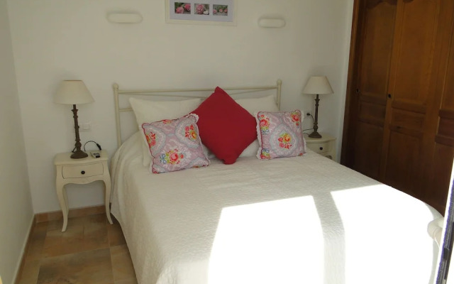 Villa Lirios