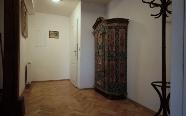 Generous Attic Apartment