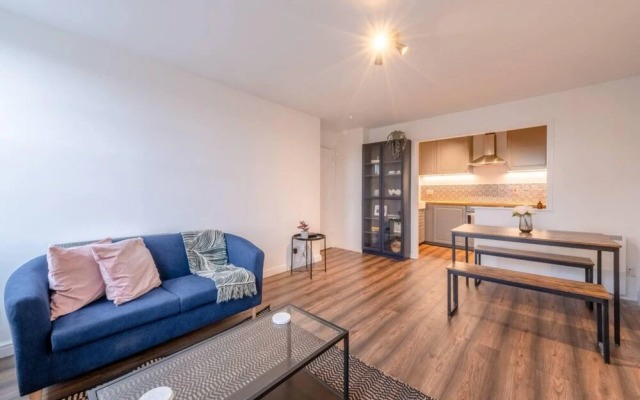 Charming 2 Bedroom in Hackney