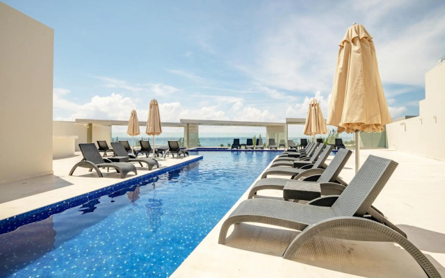 Casa Ceiba at Miranda