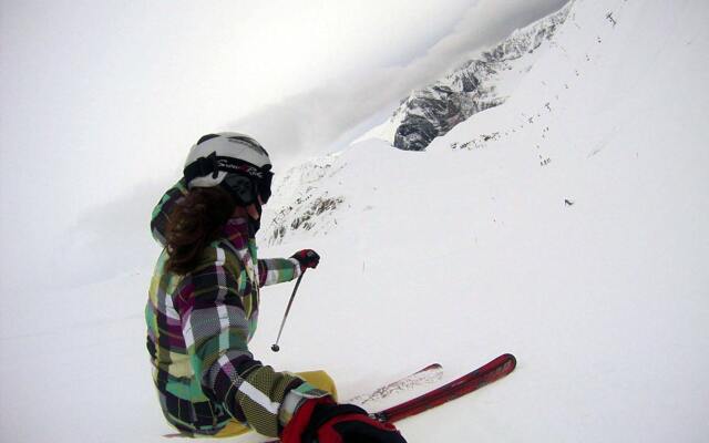 Canfranc Apartamentos 3000