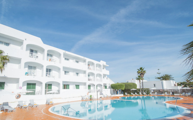 Gavimar Ariel Chico Hotel and Apartments