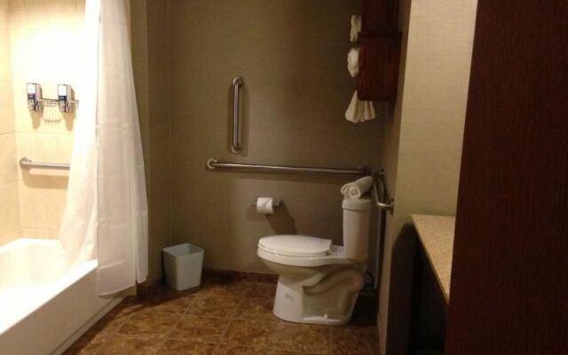 Comfort Inn Minot Area
