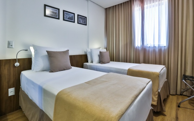 Nobile Inn London Anápolis