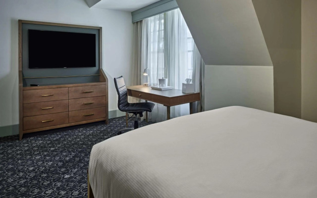 The Partridge Inn Augusta, Curio Collection by Hilton