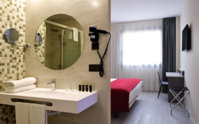 New Bilbao Airport Hotel