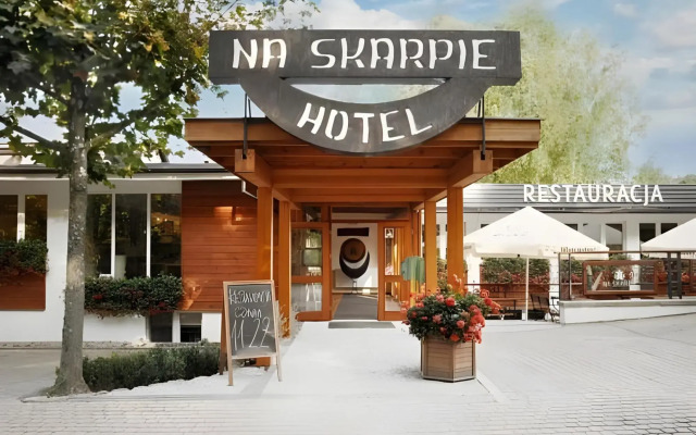 Hotel Na Skarpie- Charzykowy