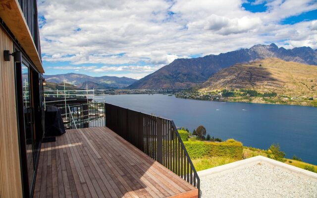 Award Winning Architecturally Designed Pad