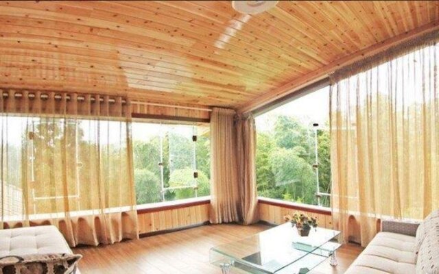 Shunan Bamboo Sea Qinglong Lake Holiday Hotel