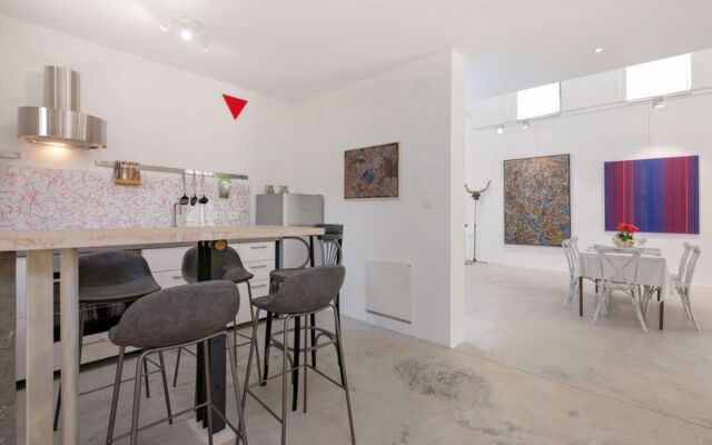 Studio Gallery Bura