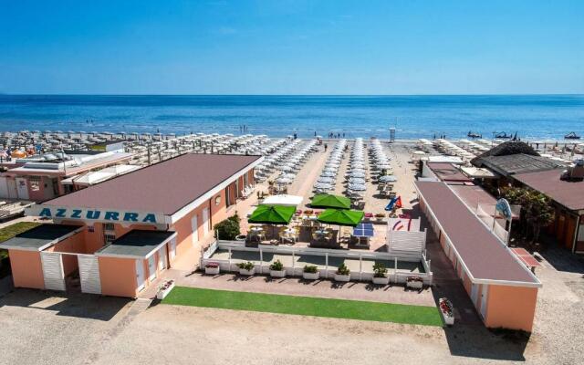 Mayflower Beach Hotel