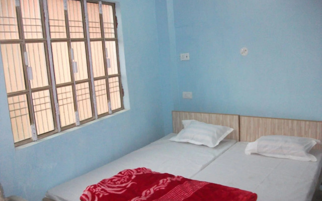 Holy City Paying Guest House
