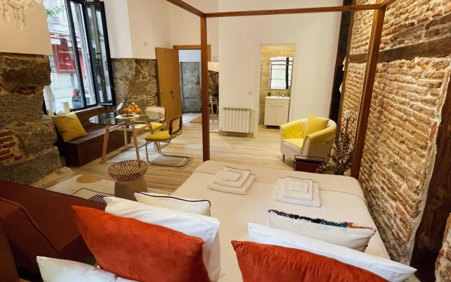 Opera Suite Carmen Studio near Royal Palace