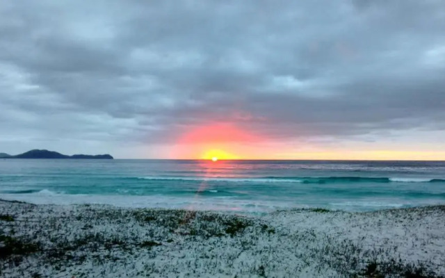 Suítes Praia Do Foguete