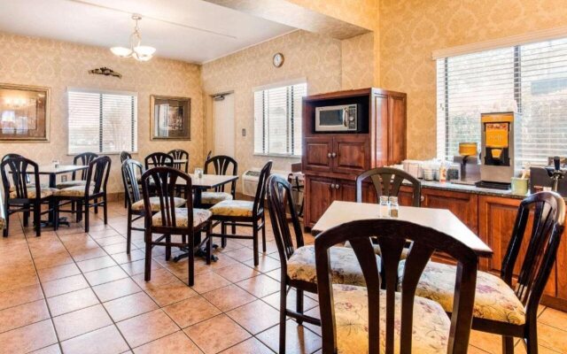 Quality Inn Pelham I-65 exit 246