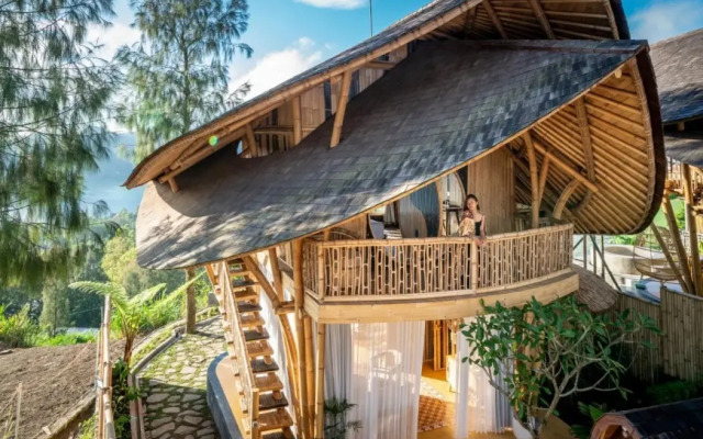 The Dewi Eco Bamboo Villa