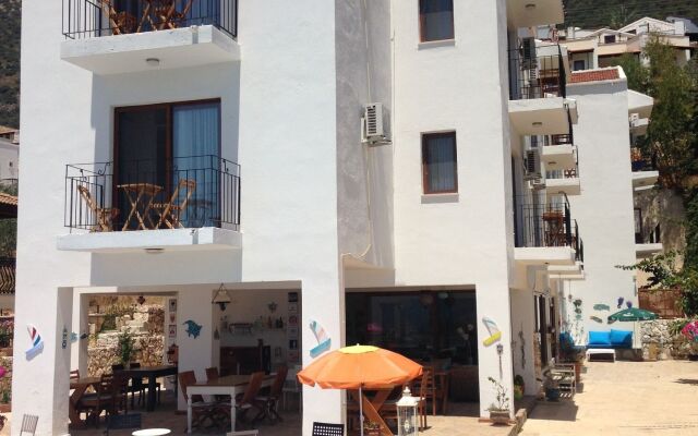 Lavender's Lodge Hotel