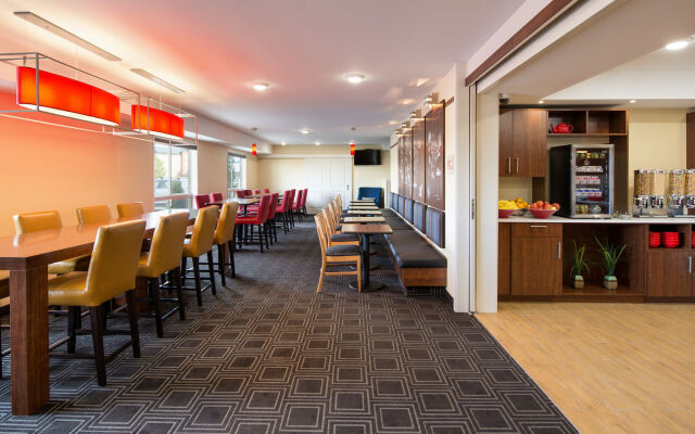 Towneplace Suites by Marriott Red Deer
