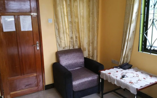 Mauya Executive Lodge