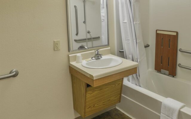 WoodSpring Suites Houston I-45 Airtex