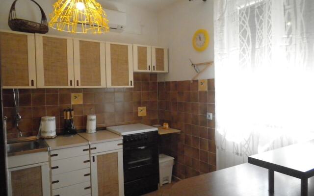 Apartments Vesna Sup.Draga