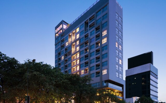 One Residence Hotel & Apartment